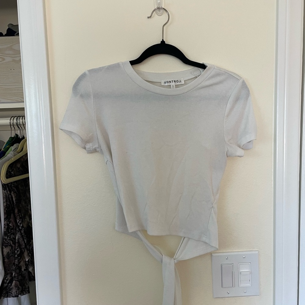Basic white tie top